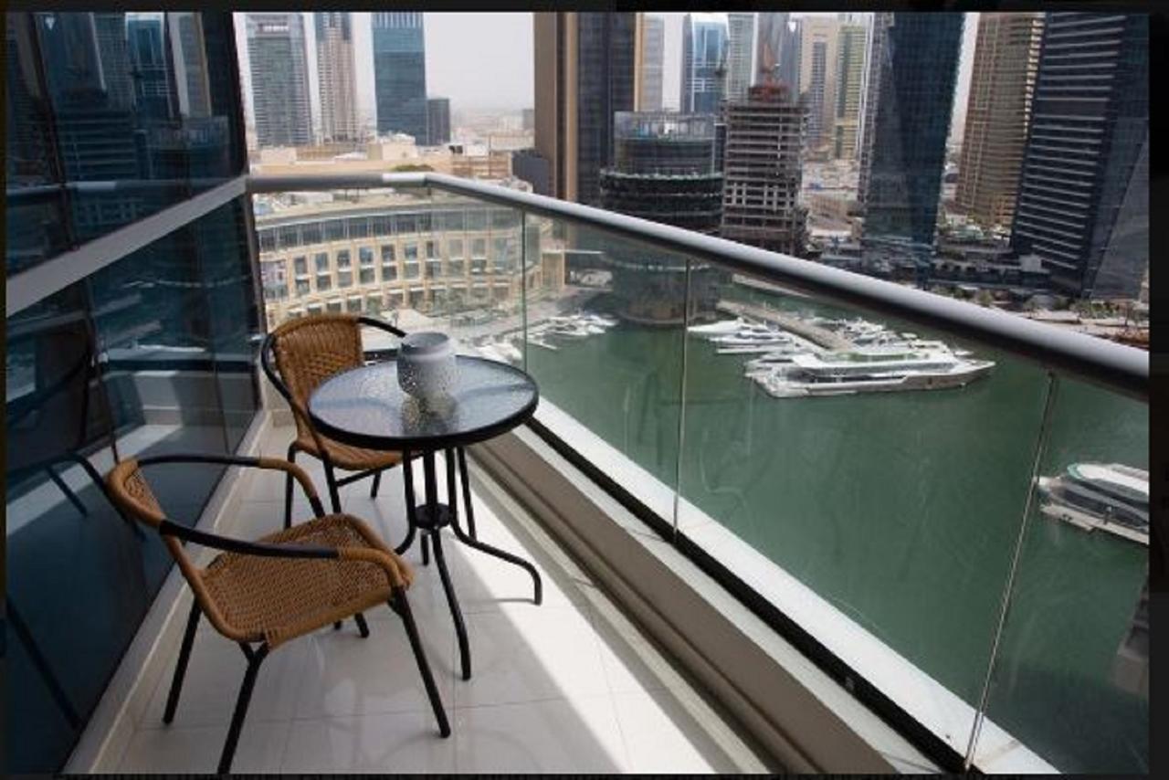 Studio - Bay Central Tower *