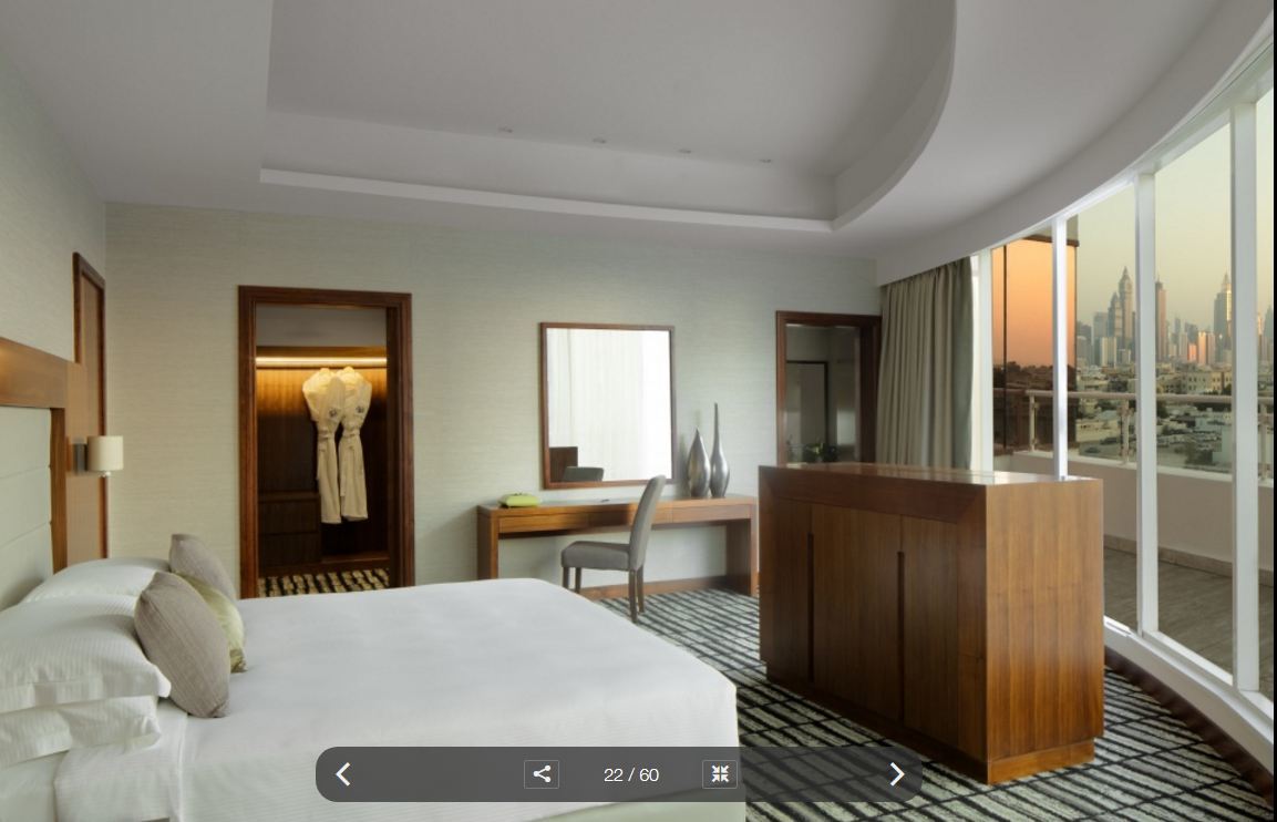 Jumeira Rotana - Hotel 4*