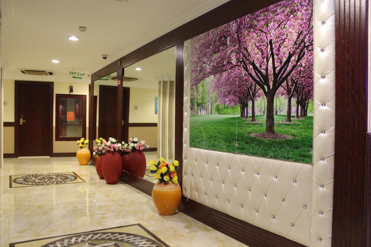 Hotel Mariana *