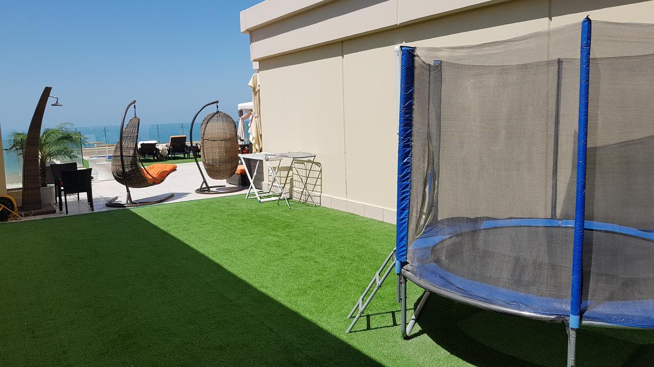 Jbr Amaz Penthouse Front Sea 5 1 Bdr Private Climatized Pool Dubai