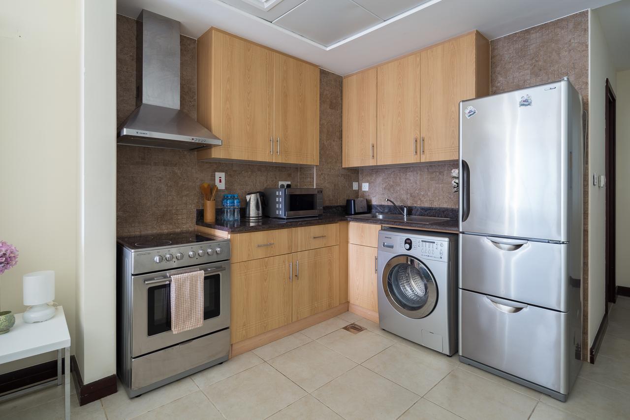 Apartment Frank Porter - Goldcrest Views