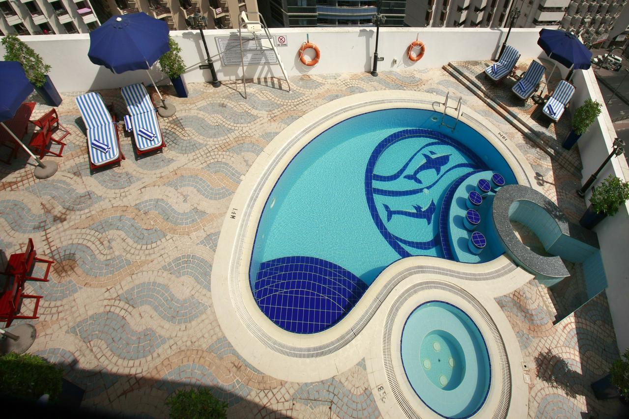 Howard Johnson Bur Hotel