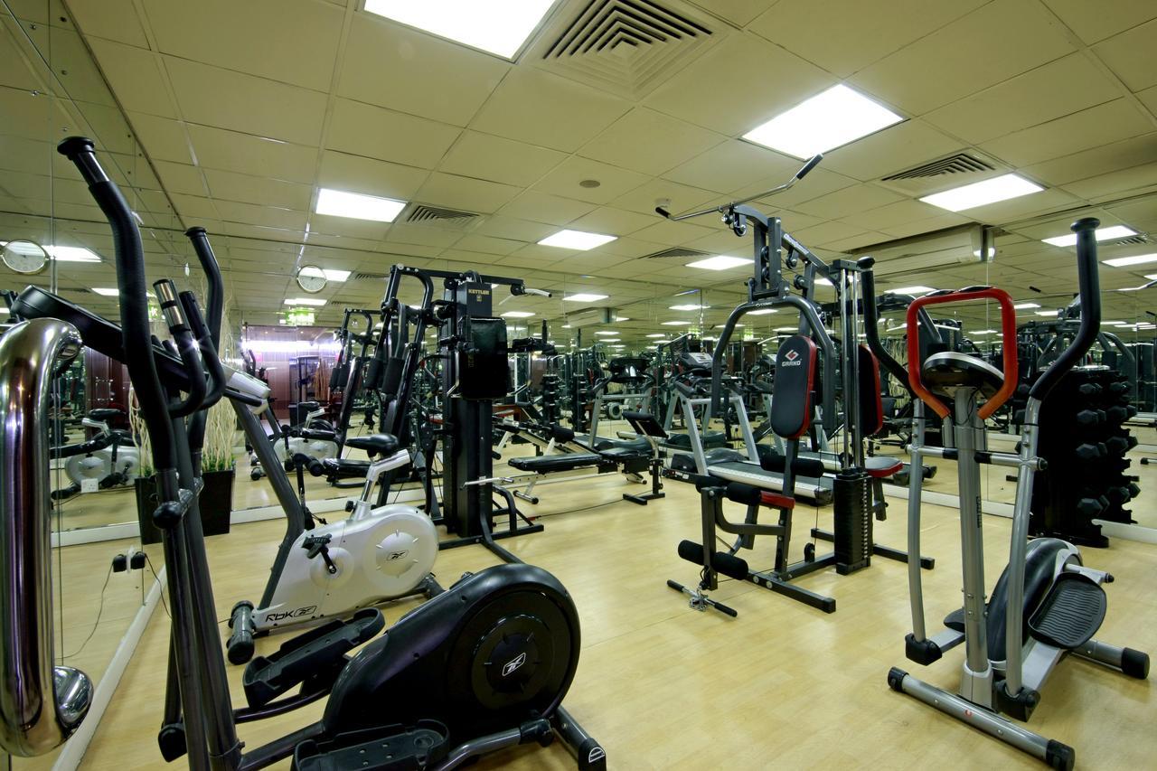 Howard Johnson Bur 3* Dubai