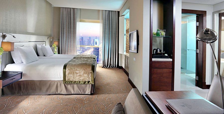 The Tower Plaza Hotel 5*
