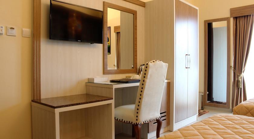 Hotel Naif 3*