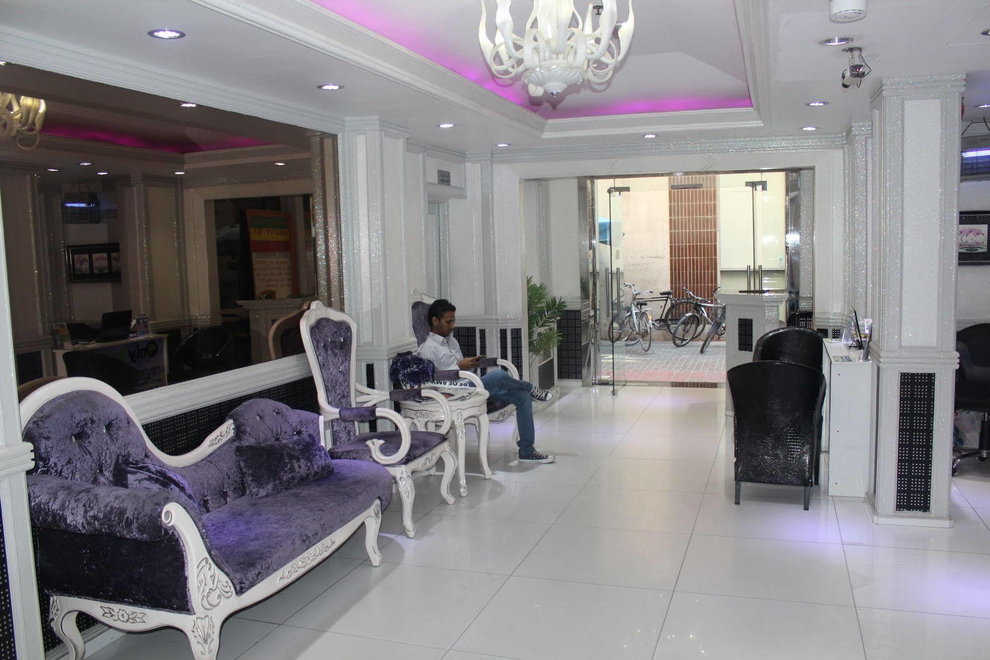 Hotel White Dubai
