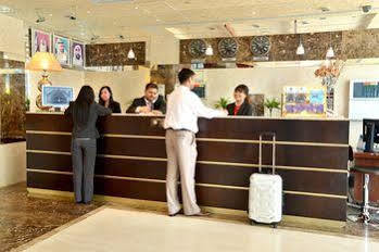 Legacy Aparthotel 3*