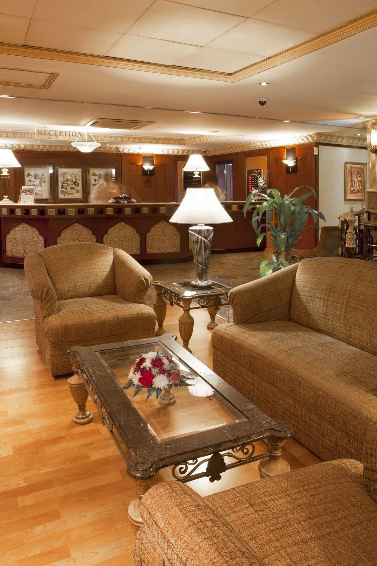Hotel Landmark Plaza 3*