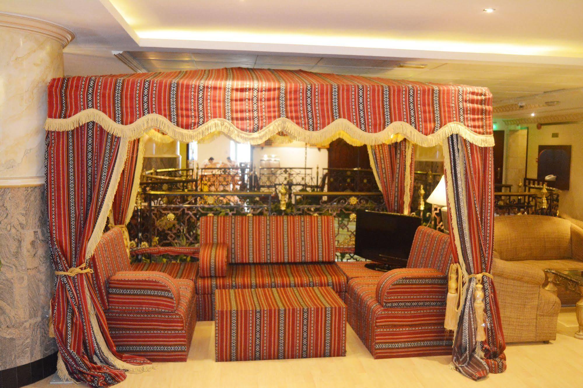 Landmark Plaza 3*