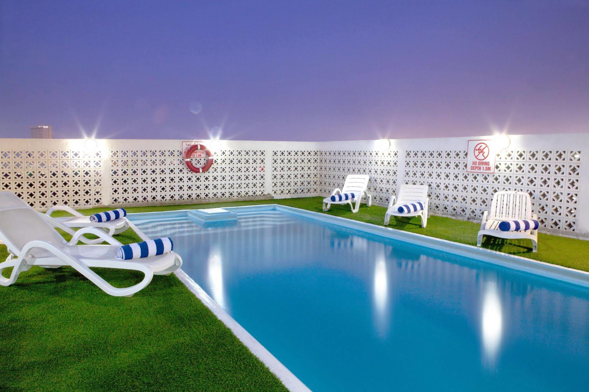 Hotel Landmark Plaza