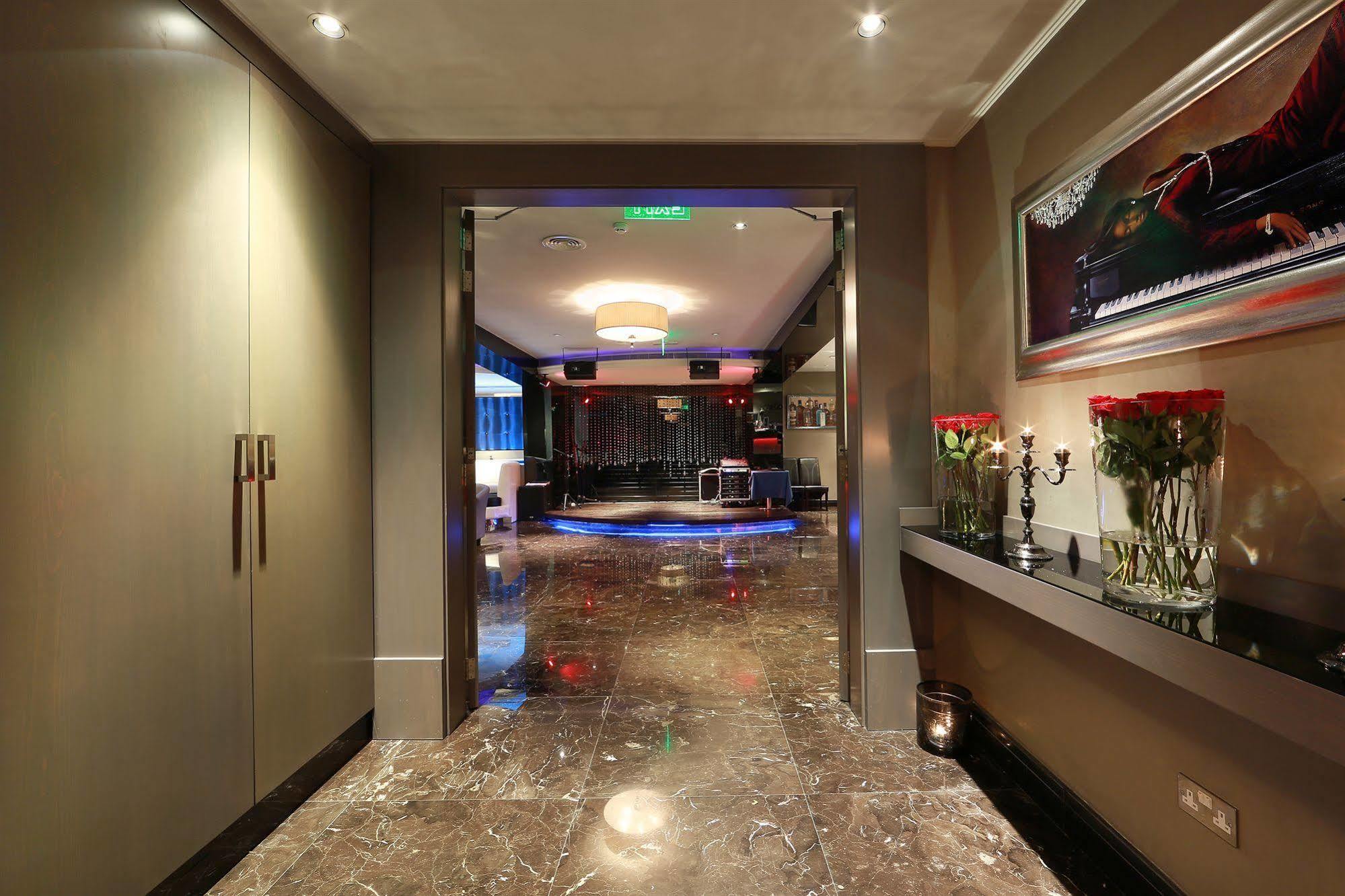 Hotel Al Khaleej Plaza 4*
