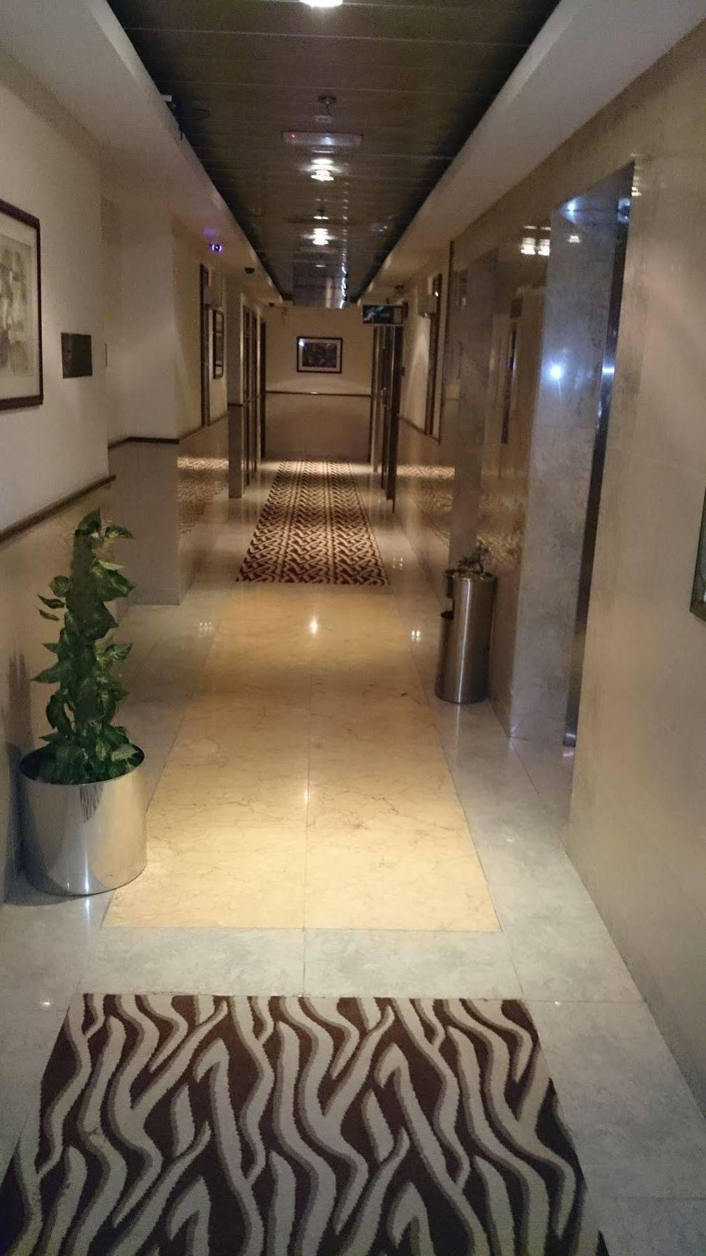 Sandras Dubai