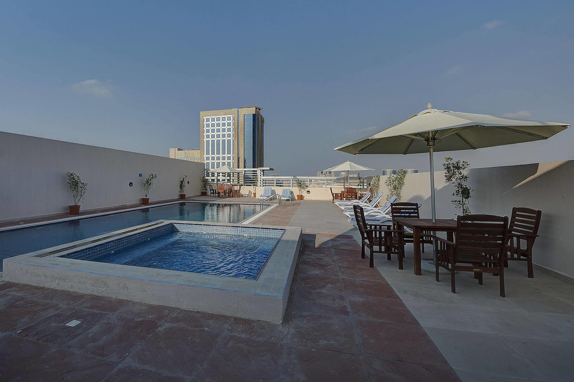 Orchid Vue Hotel 4*