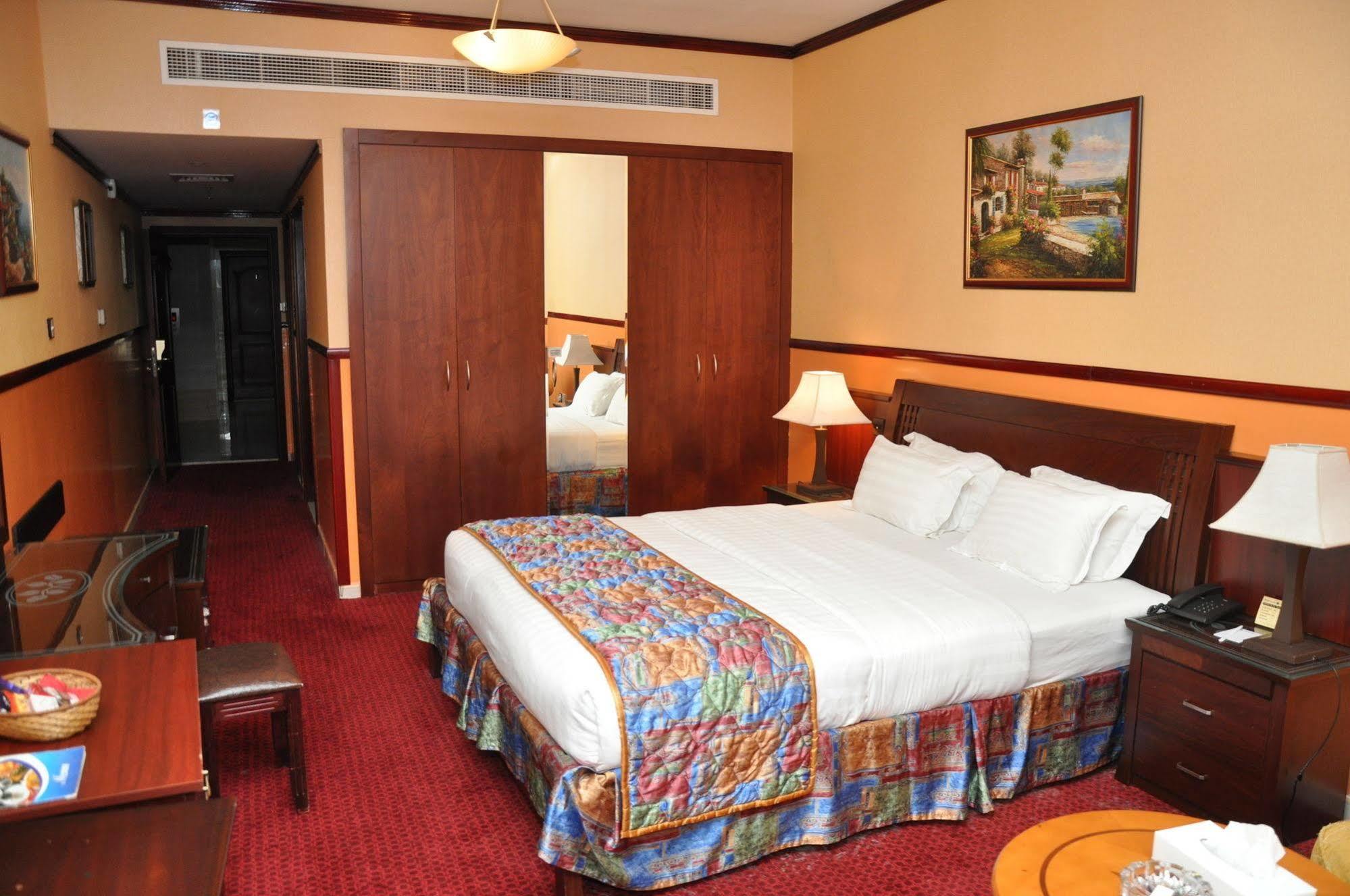 Benta Grand Llc Hotel Dubai