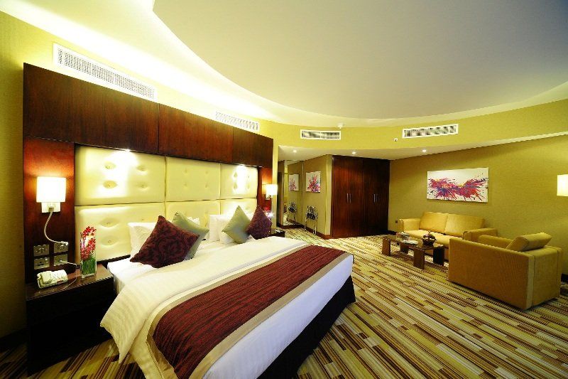 Hotel Monaco Dubai