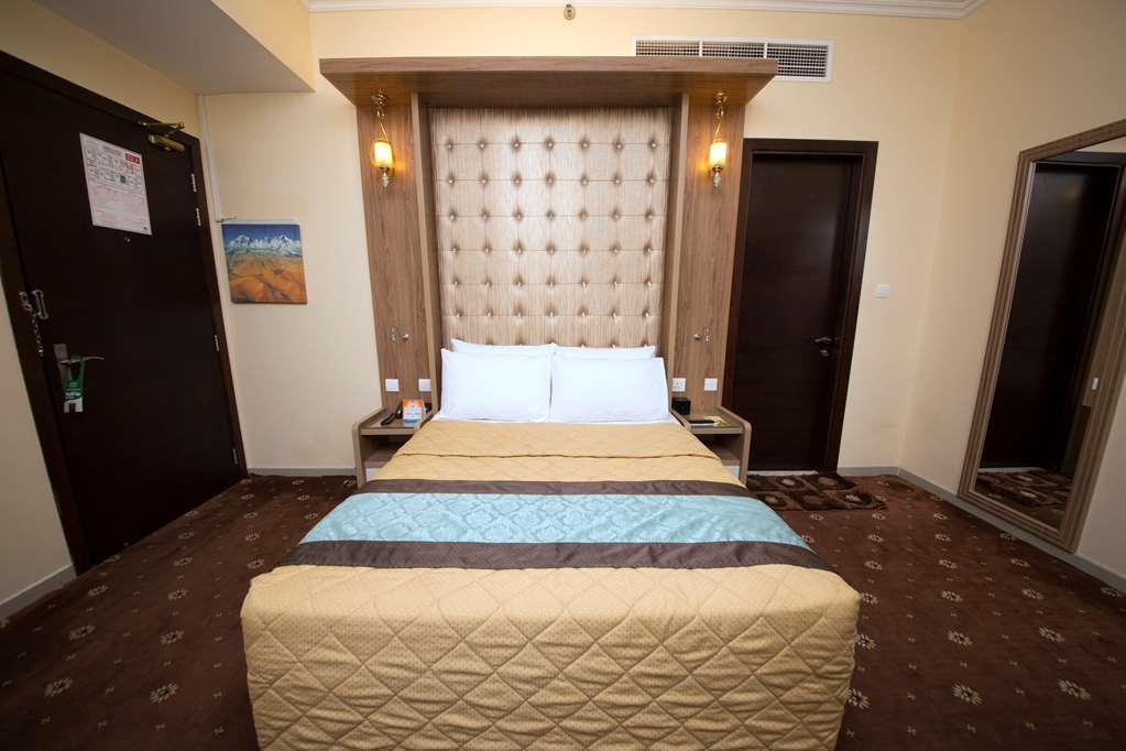 Hotel Naif 3*