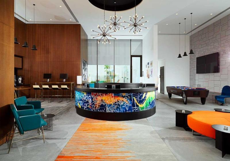 Aloft South Hotel 4*