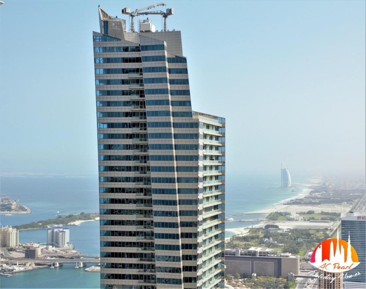 Two Continents Holiday Homes - Arabian Nights With Sea Views - Free Airport Pick-up Over 5 Nights * Dubai