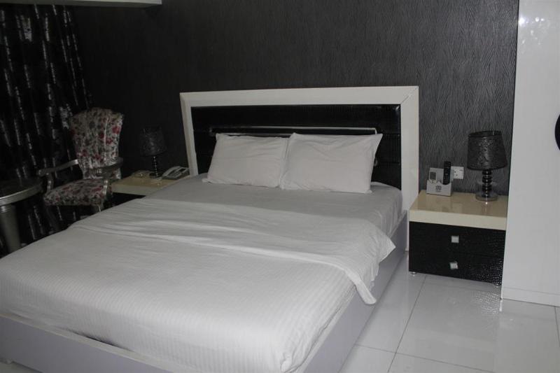 White Hotel *