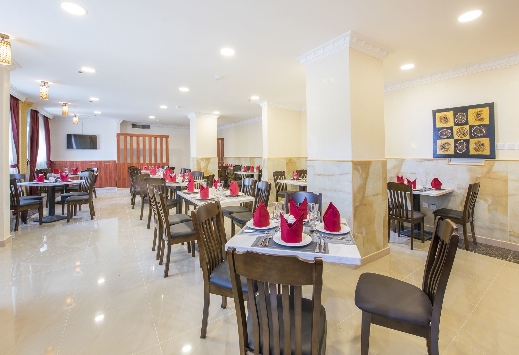 Royal Tulip Llc 3*