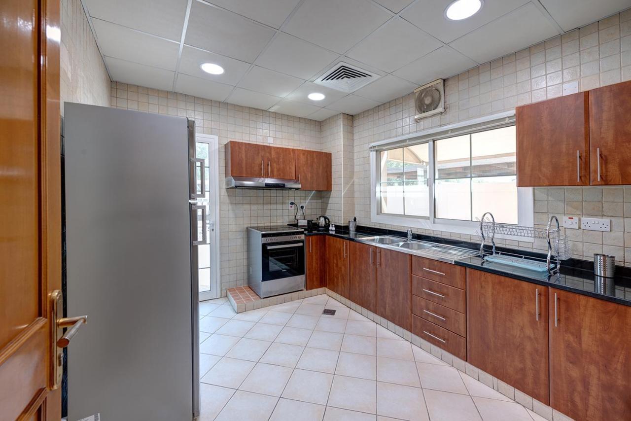 Villa J5 Four Bedroom In Mirdif