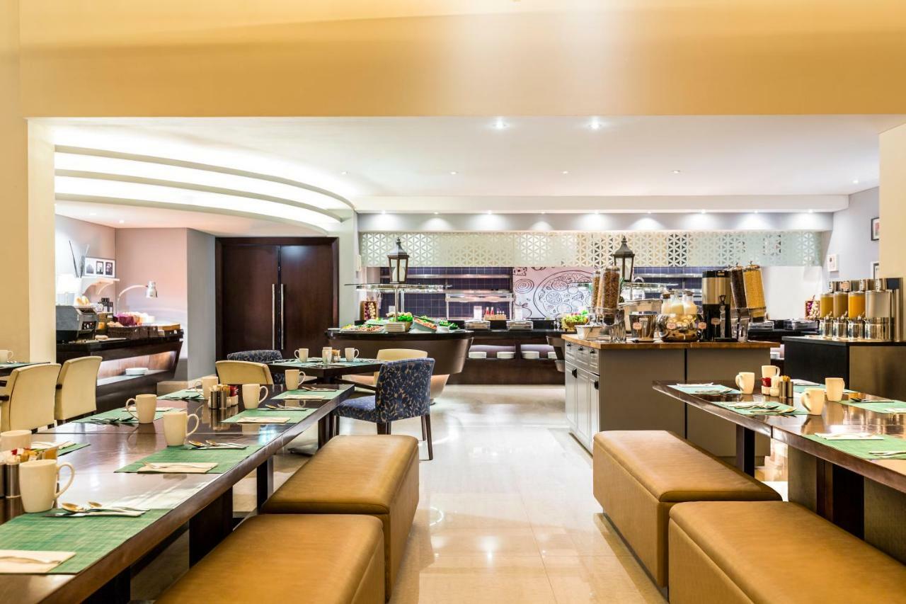 Hotel Novotel Deira Creekside 4*
