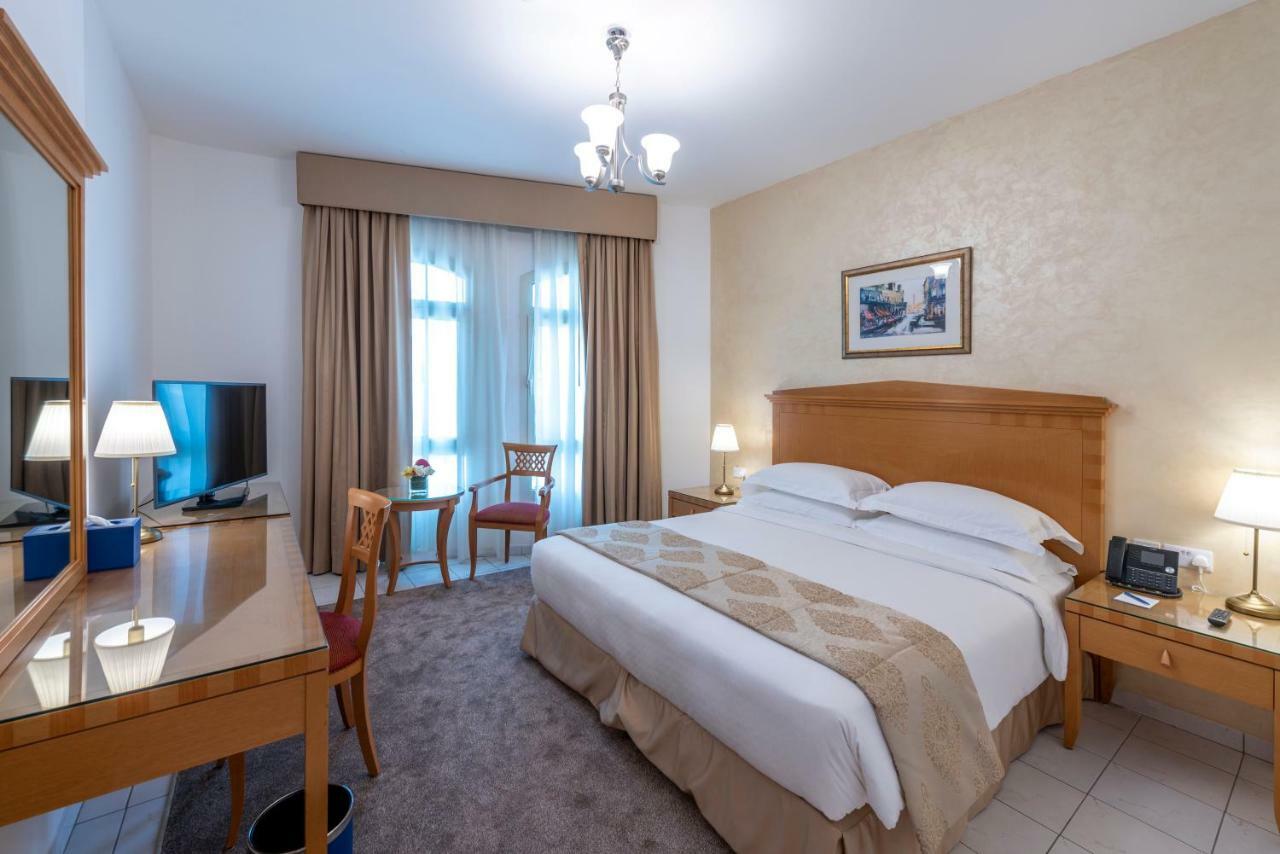 Roda Al Murooj Residences Apartment Dubai