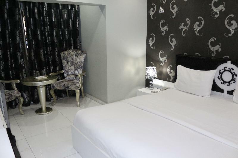 Hotel White Dubai