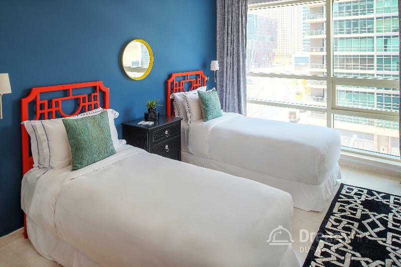 Dream - Near Marina, Al Sahab Tower Apartment *