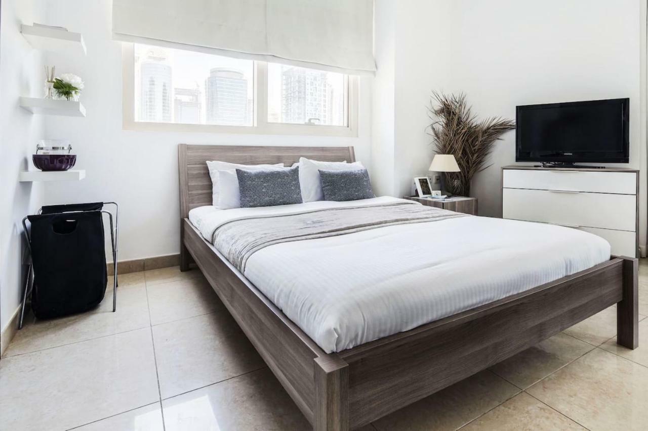 Frank Porter - Yacht Bay Apartment Dubai