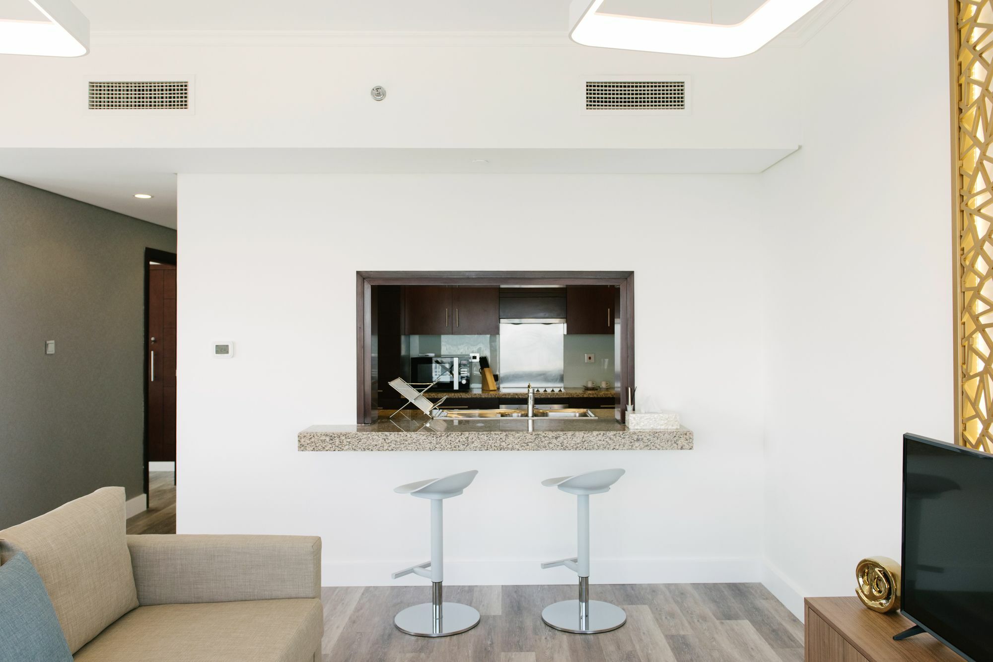 Boutique Living - Burj Views Downtown
