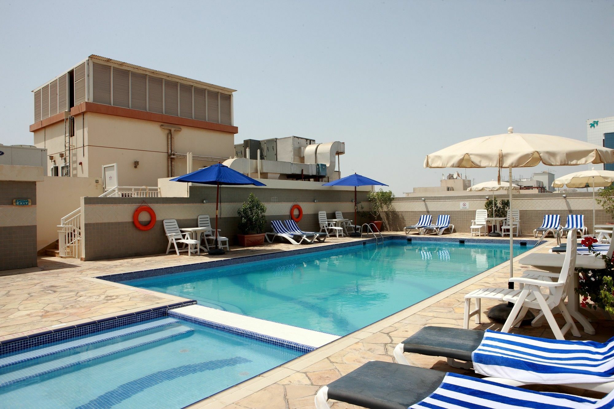 Aparthotel Rose Garden - Bur 3*