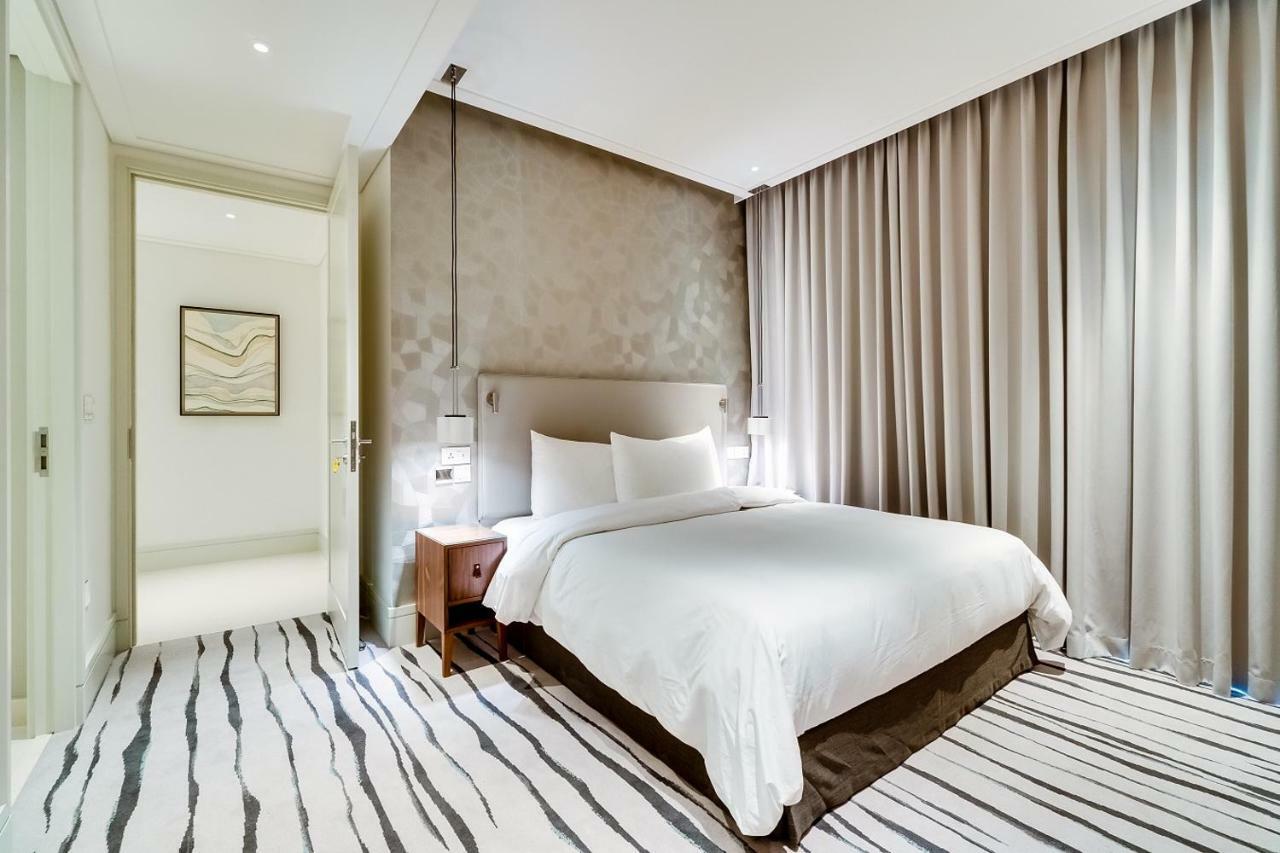 Vida Downtown Residences 5*