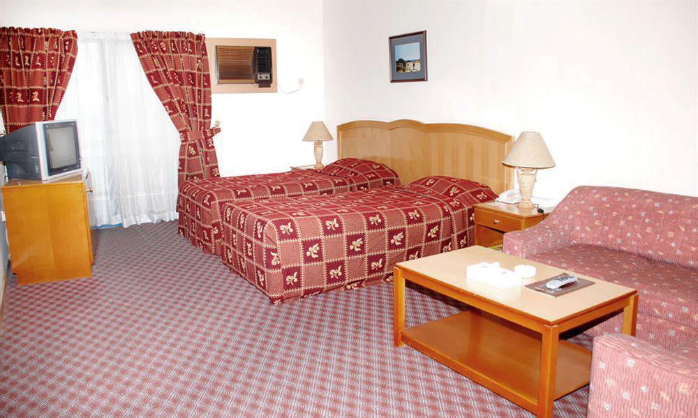 Hotel Panorama Bur 2*