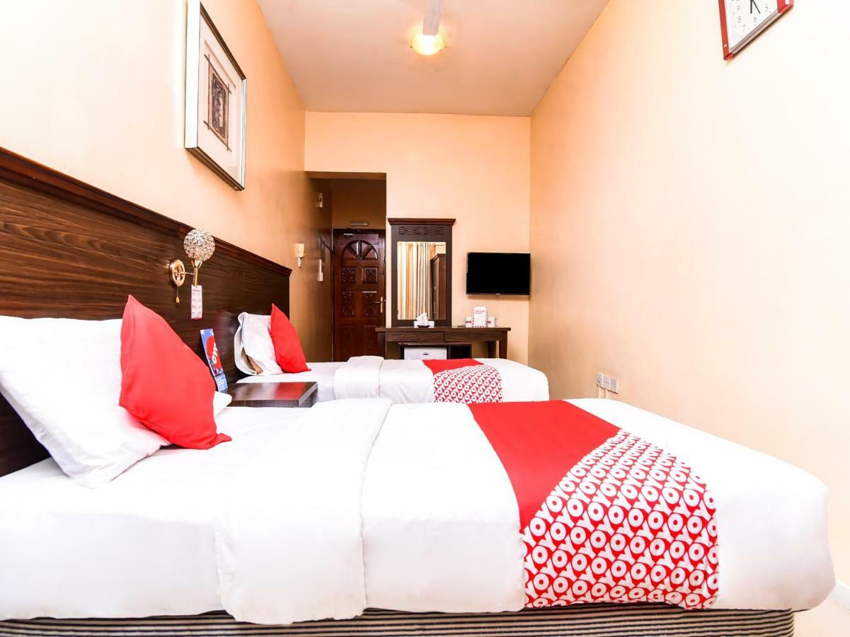 Hotel Melody Queen By Aura *