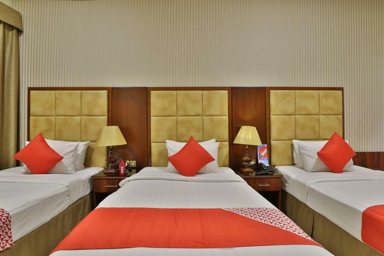 Oyo 101 Click Hotel