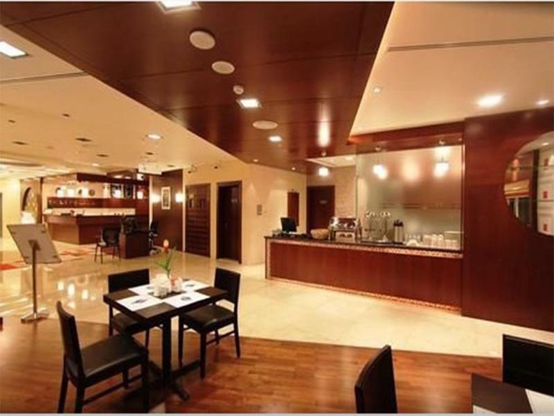 Aparthotel Tulip 3*