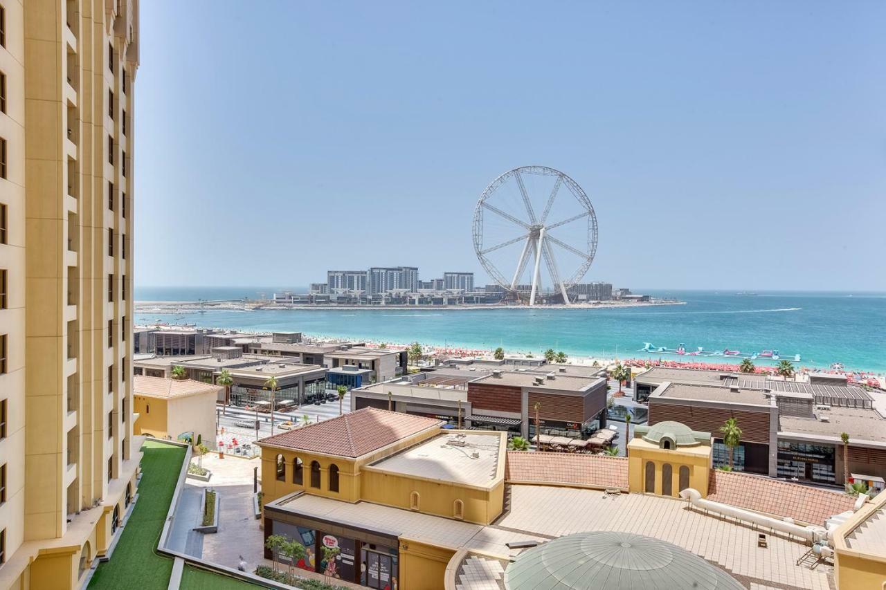 Spacious Sea View At The Jbr Apartment