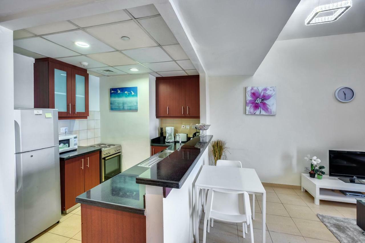Spacious Sea View At The Jbr Apartment