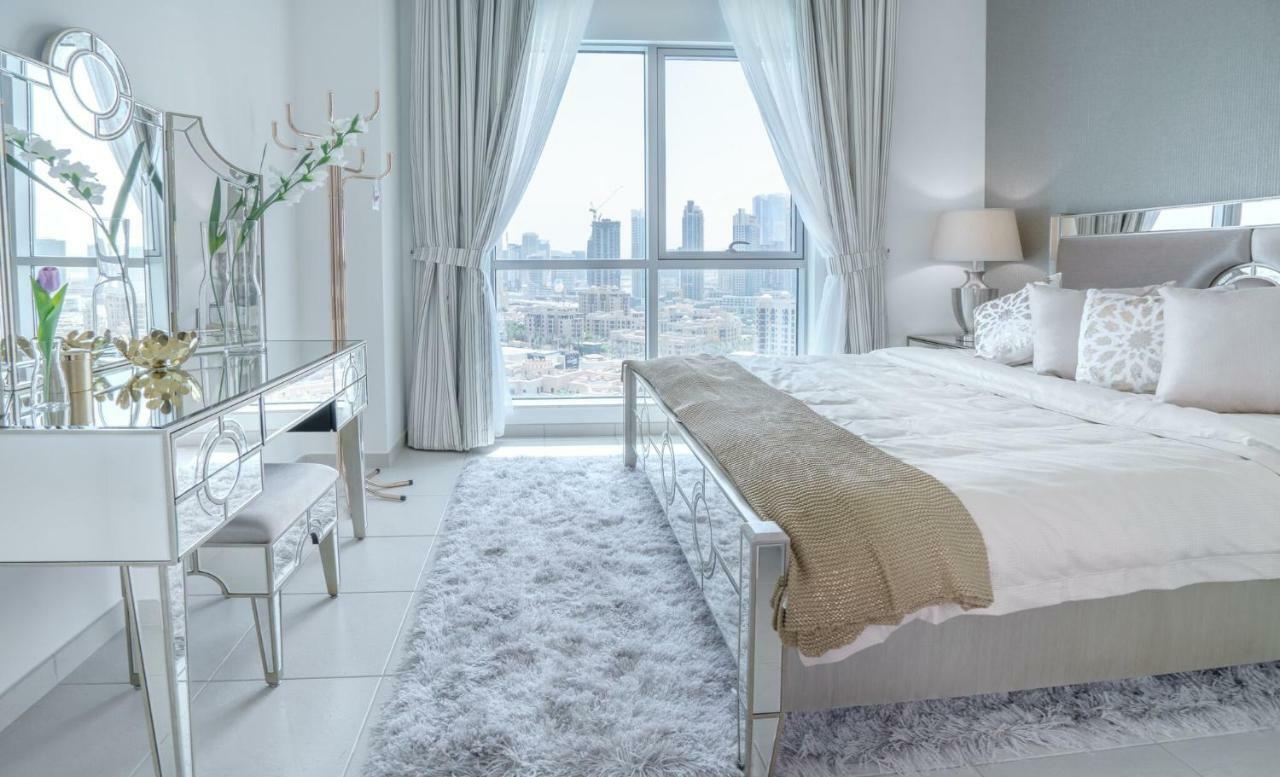 Elite Royal - Full Burj Khalifa & Fountain View - Premier - 2 Bedrooms & 1 Open Bedroom Without Partition *
