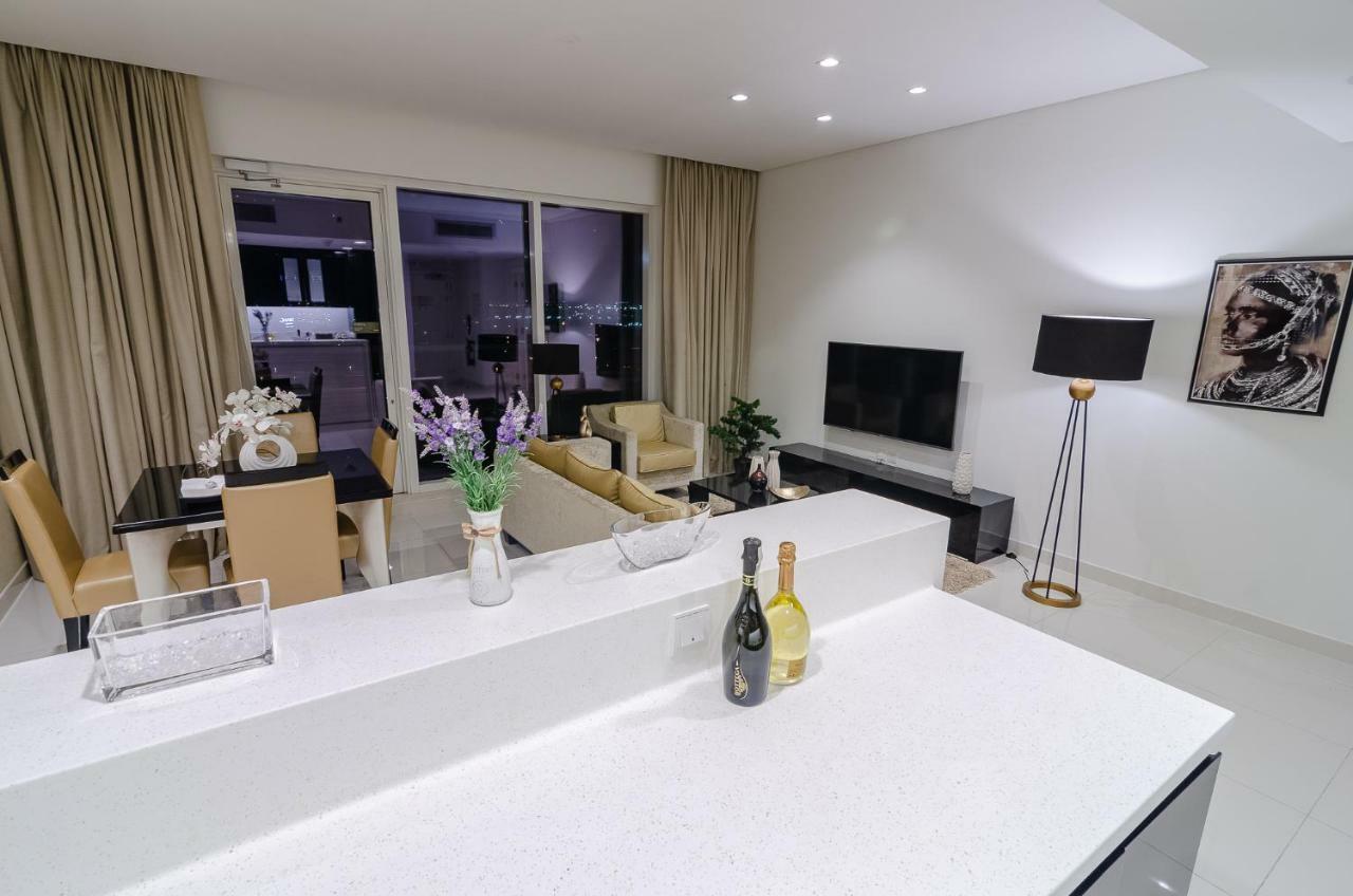 Waterfront Downtown- Damac Maison Canal View * Dubai