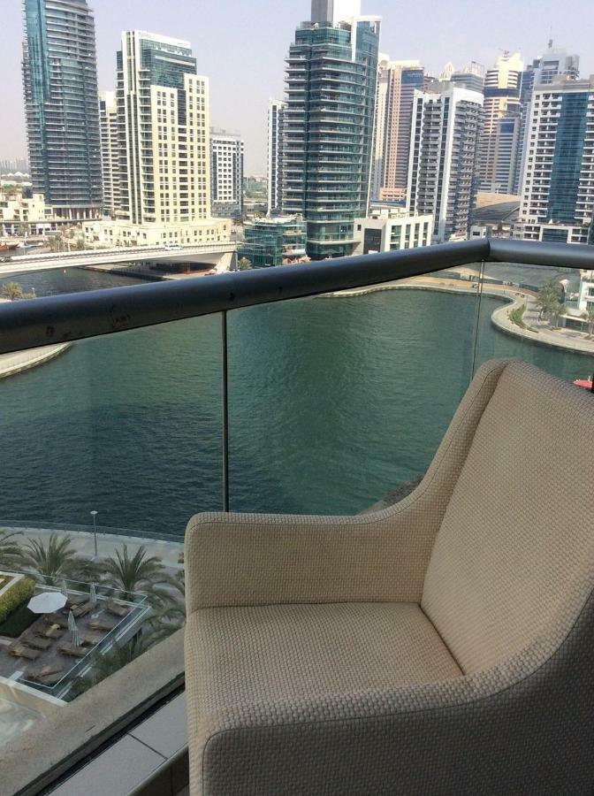 Apartment Park Island, Marina
