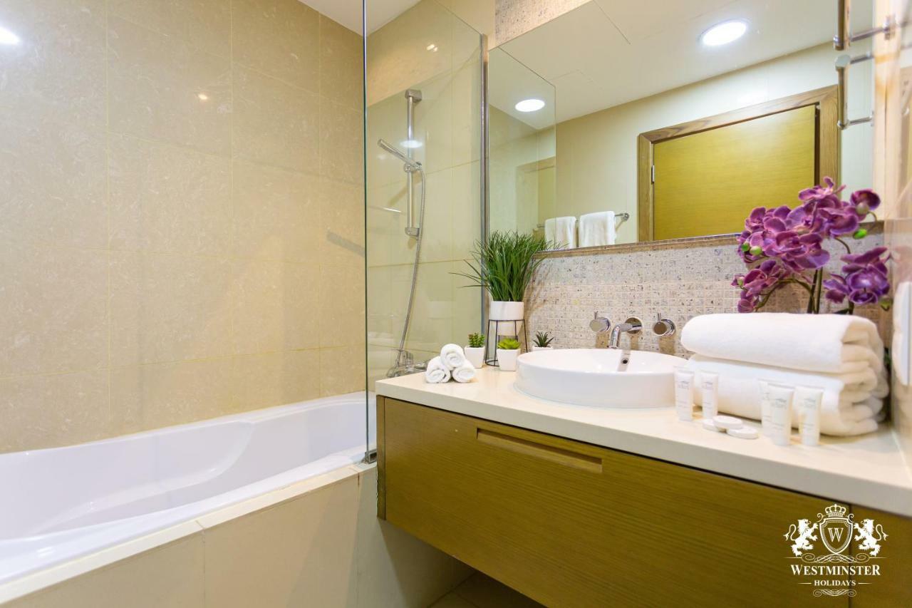 Westminster Claren Tower - Downtown Apartment *