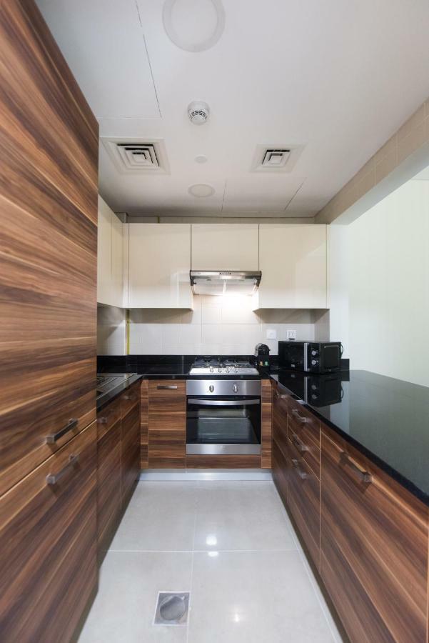 Fantastay Sparkle Tower One Bedroom Suite Marina View