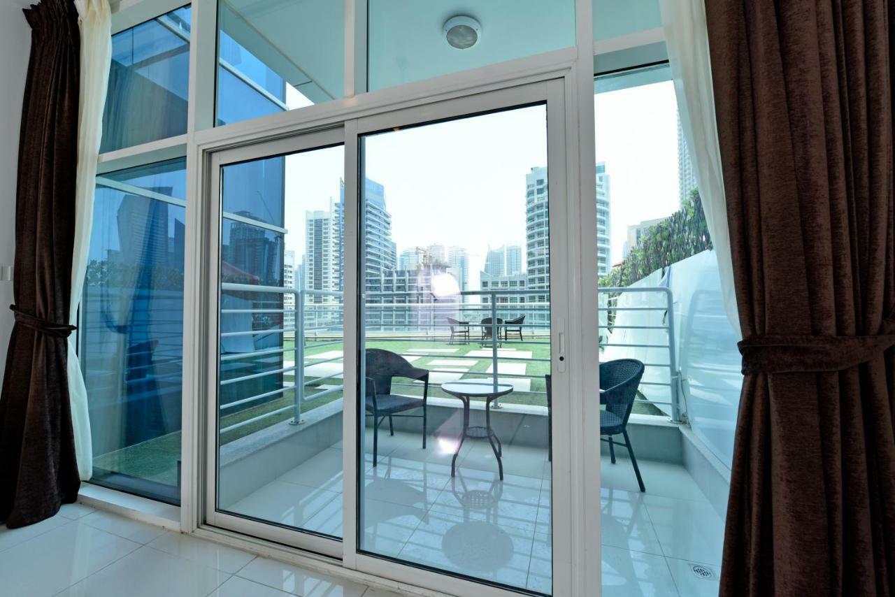 Golden Vacation Homes Continental Tower Marina Apartment