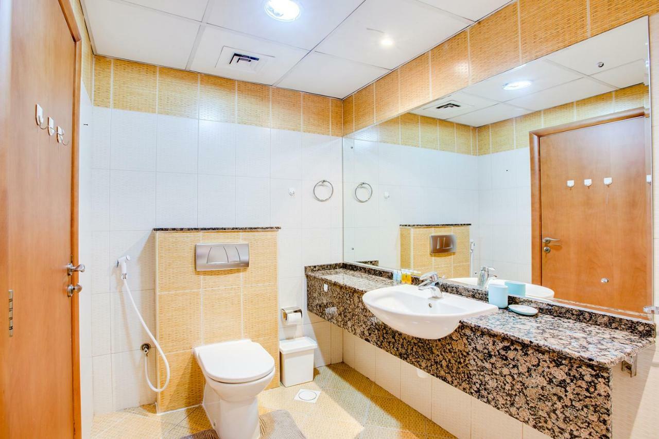 Apartment Apricus Holiday Homes - Beautiful 2 Bdrm Near Metro Dubai