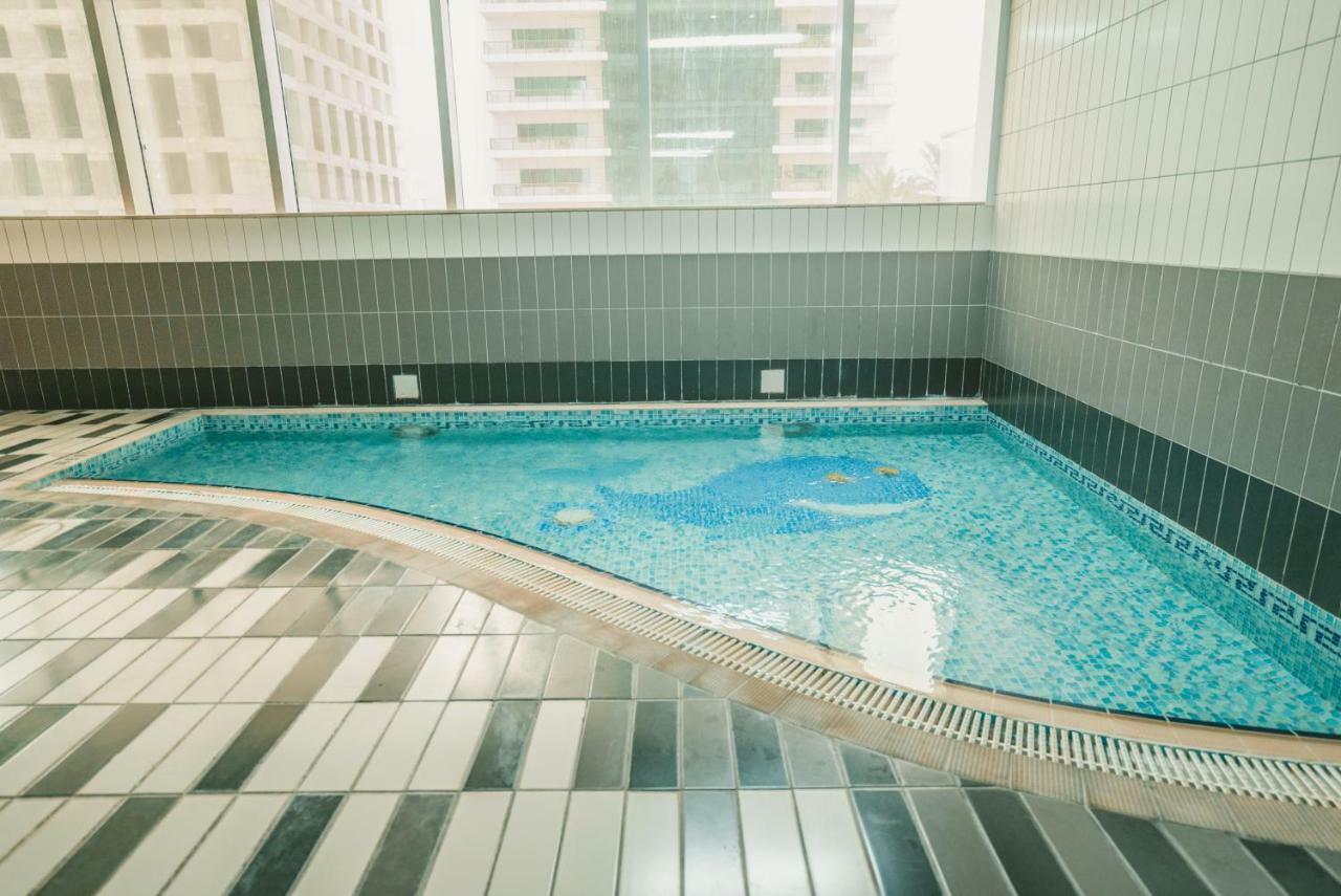 Two Continents Holiday Homes - Arabian Nights With Sea Views - Free Airport Pick-up Over 5 Nights