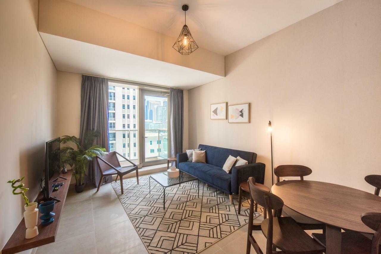 Fantastay Sparkle Tower One Bedroom Suite Marina View *