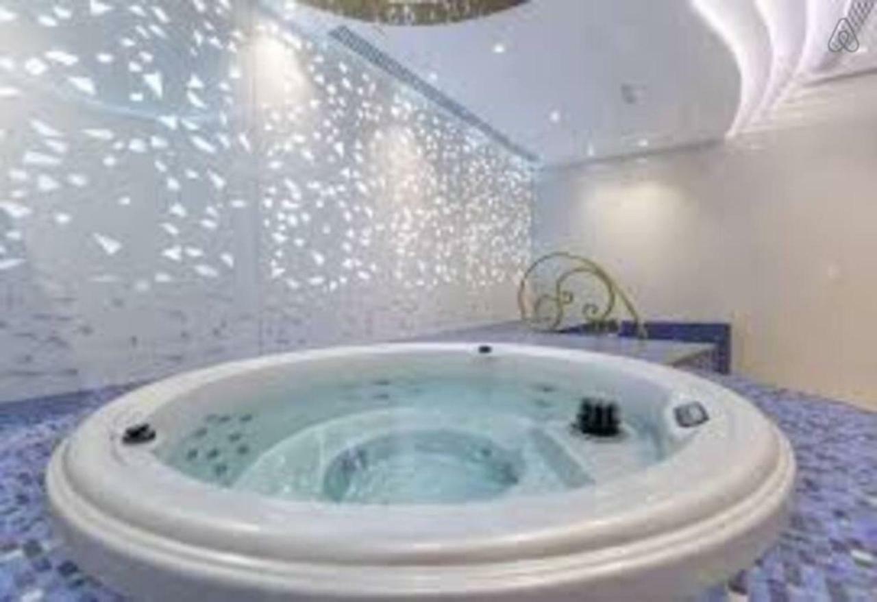 Luton -sea View -damac Heights, Marina -90ab2 *
