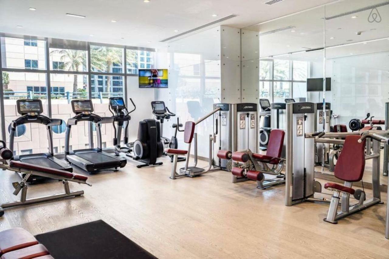 Apartment Luton -sea View -damac Heights, Marina -90ab2 Dubai